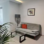 Depiro Point Deluxe - Modern, Designer 2 Minutes Away From Popular Seafront Appartement Sliema