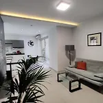 Depiro Point Deluxe - Modern, Designer 2 Minutes Away From Popular Seafront * Sliema