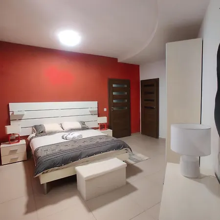 Depiro Point Deluxe - Modern, Designer 2 Minutes Away From Popular Seafront Sliema