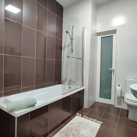 Daire Depiro Point Deluxe - Modern, Designer 2 Minutes Away From Popular Seafront Sliema
