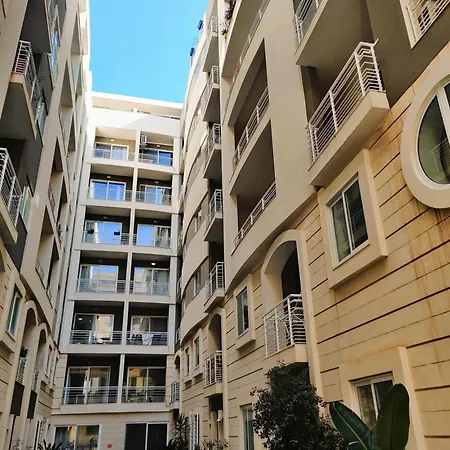 Depiro Point Deluxe - Modern, Designer 2 Minutes Away From Popular Seafront