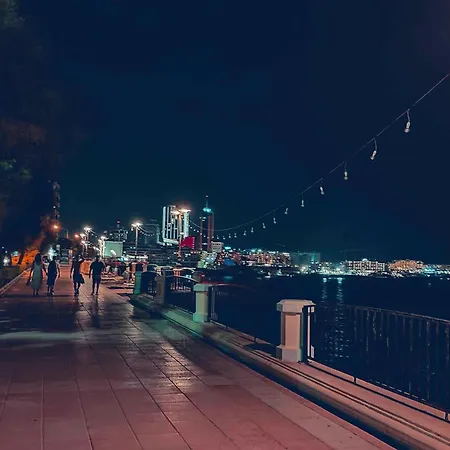 Depiro Point Deluxe - Modern, Designer 2 Minutes Away From Popular Seafront Apartmán