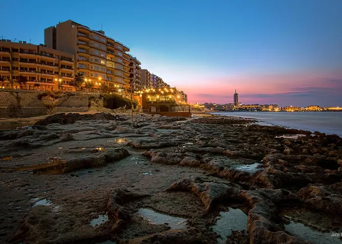 Appartamento Depiro Point Deluxe - Modern, Designer 2 Minutes Away From Popular Seafront *