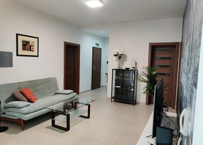 Depiro Point Deluxe - Modern, Designer 2 Minutes Away From Popular Seafront Apartamento *