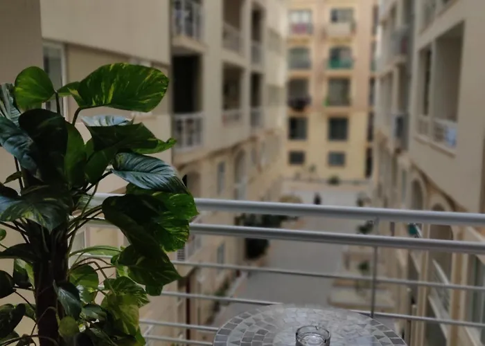 Depiro Point Deluxe - Modern, Designer 2 Minutes Away From Popular Seafront Apartamento *