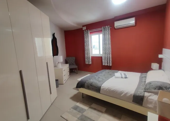 Depiro Point Deluxe - Modern, Designer 2 Minutes Away From Popular Seafront Apartamento Sliema